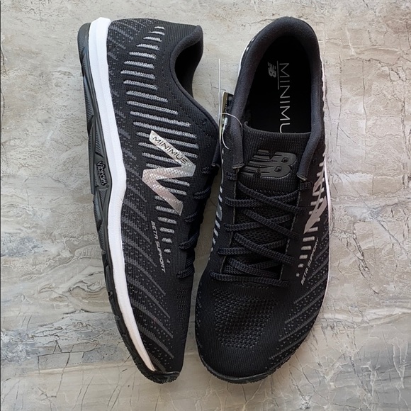 NWT new balance minimus cross training shoes - Picture 7 of 8